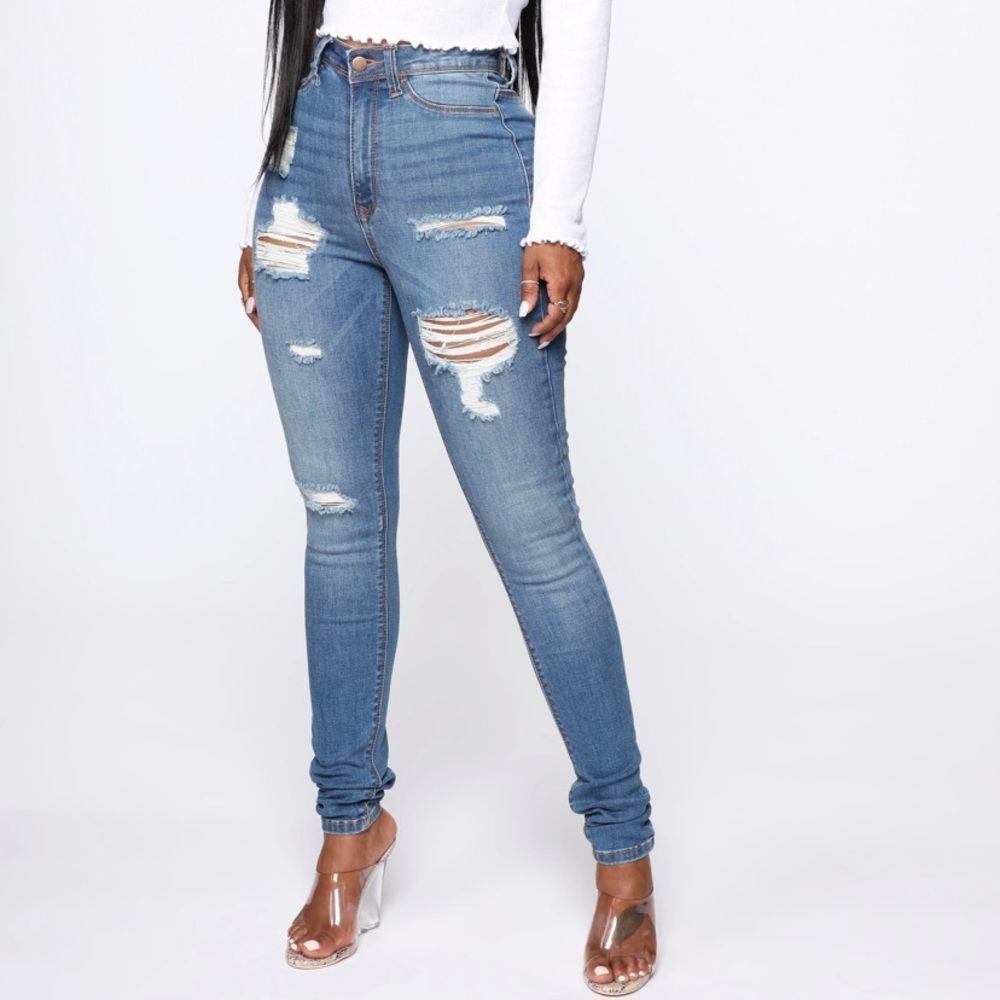 Medium Blue Wash Distressed Skinny Jeans Size 0